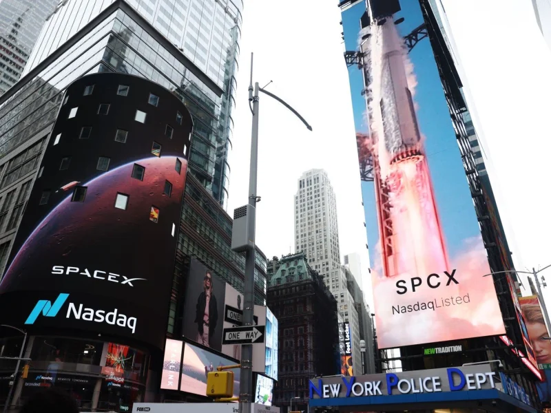 SpaceX, la empresa de Elon Musk, recaudó 25.000 millones de dólares con la venta de bonos de deuda, pero los inversores tienen algunas dudas