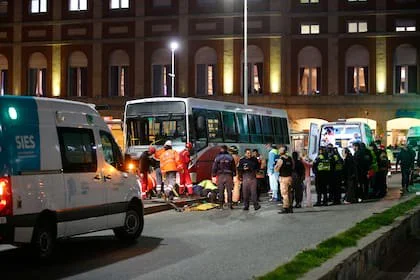 El hecho ocurrió en plena hora pico y los heridos fueron trasladados a centros médicos en "código rojo"