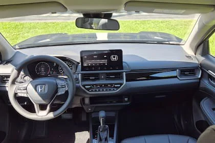 El interior del Honda WR-V
