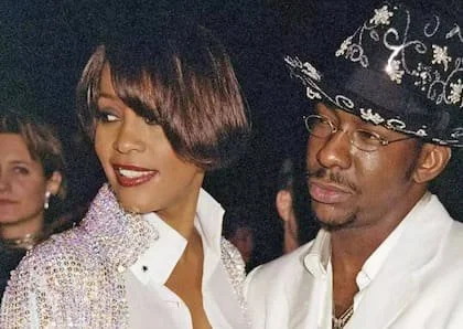 Whitney Houston se divorció de Bobby Brown en 2007