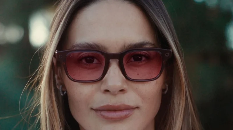 Cómo son las Glasses, las nuevas gafas “económicas” de Meta que agregan el estilo de una celebridad
