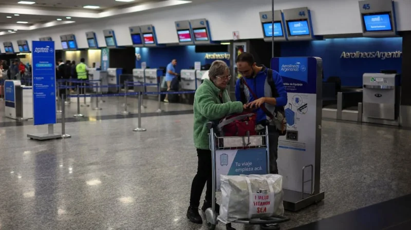 El Gobierno aumentó más de 500% una tasa aeroportuaria y será más caro viajar en avión
