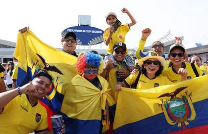 Los hinchas de Ecuador saben que su selección está muy complicada para lograr avanzar de ronda