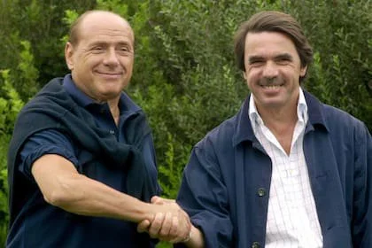 Berlusconi con Aznar en Villa Certosa