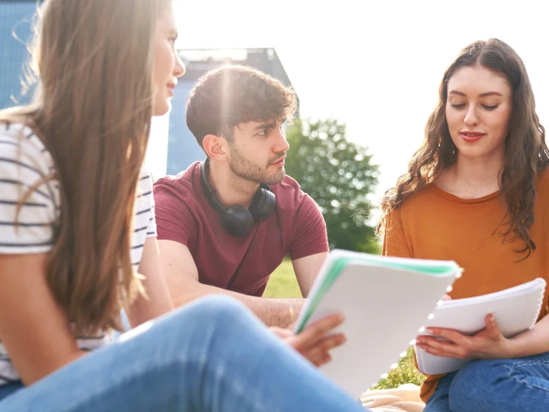 Google lanza 10.000 becas gratis para cursos de IA y habilidades digitales: cómo anotarse