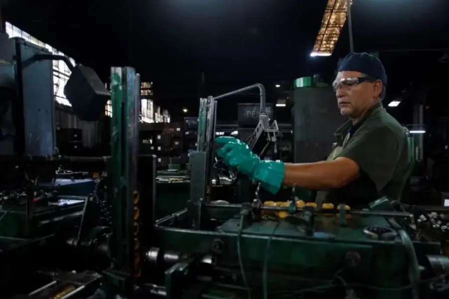 La actividad metalúrgica cayó 6% en lo que va del año: 6 de cada 10 máquinas están paradas.
