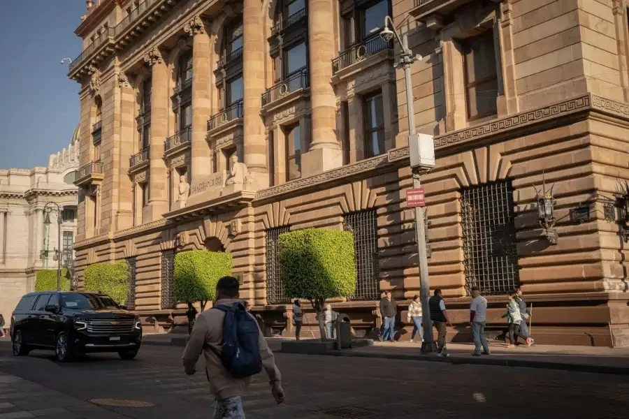 Banxico Rate Decision Day As Inflation Seen Speeding Up On Food, Energy Prices