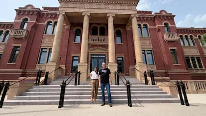 Tagliani y Smith en Southlake Town Square, que se consolida como el principal motor comercial y punto de encuentro en el norte de Texas