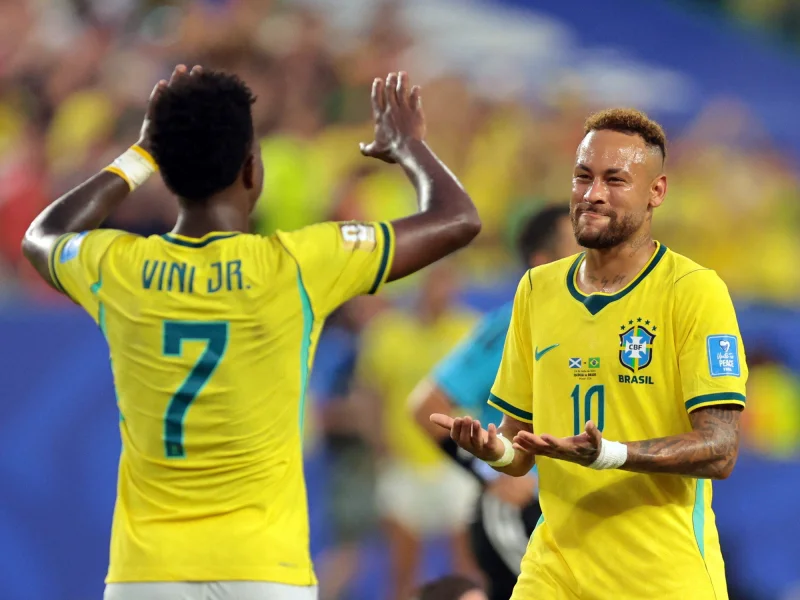 Con un ratito de Neymar y Vinicius encendido, Brasil goleó a Escocia, ganó su grupo y solo se cruzaría con Argentina en semis