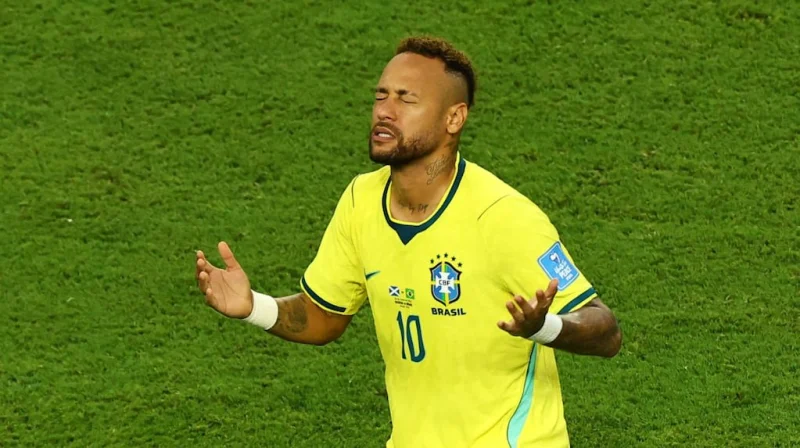 Lágrimas y emoción: Neymar volvió a jugar con la selección de Brasil después de 981 días en el Mundial
