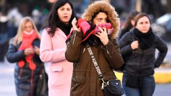 Clima en Bahía Blanca: el frío polar consolidará su presencia con mínimas de 3°C y vientos del oeste