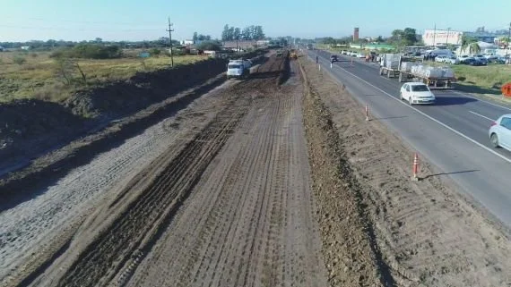 Tras meses paralizada, reactivaron la obra de la Autovía 12: el mapa completo de los desvíos