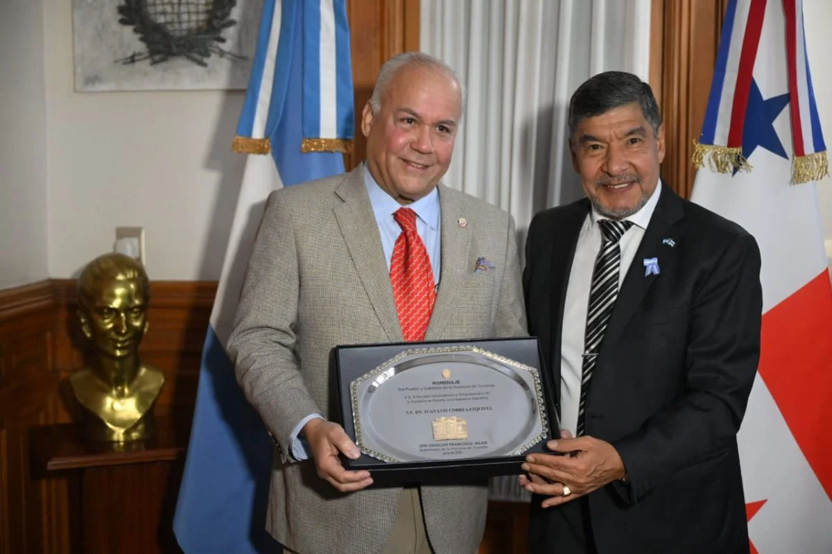 El edil que busca presidir el PRO, el mensaje de Darío Monteros y Acevedo en Casa de Gobierno