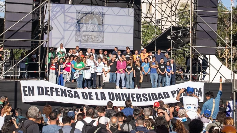 La Corte Suprema dejó firme la cautelar que obliga al Gobierno a aplicar la Ley de Financiamiento Universitario