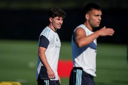 Julián Álvarez asoma como titular en lugar de Lautaro Martínez, que intenta no perder terreno en la competencia interna