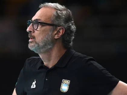 Daniel Castellani durante el encuentro de Argentina contra México por la medalla de bronce durante los Juegos Panamericanos Santiago 2023 en Arena Parque O’Higgins 