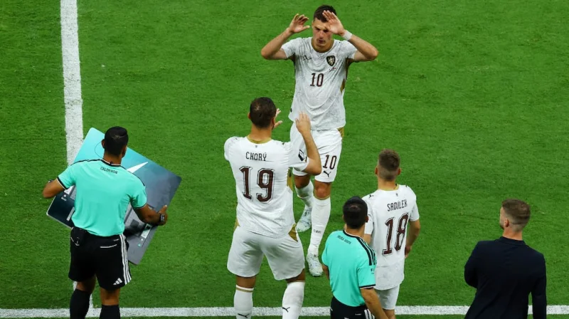 Jugó el Mundial, no anotó goles y se retiró de su selección a los 30 años tras quedar eliminado: “Cosas que no funcionan”
