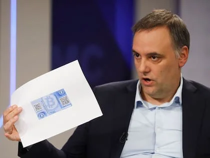 En diálogo con  José Del Rio, Manuel Adorni contó que presentó su declaración jurada y explicó cómo se dio su enriquecimiento