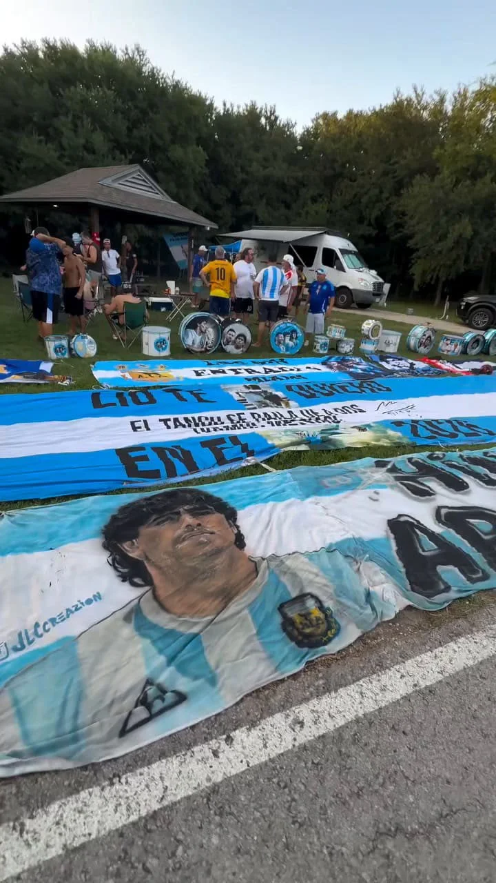 La actividad será gratuita, abierta al público y estará dirigida a simpatizantes que quieran alentar al equipo de Lionel Scaloni