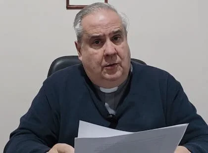 Desde Roma, Rossi afirmó: "No basta con prohibir, hay que educar, o sea, ayudar a los jóvenes".