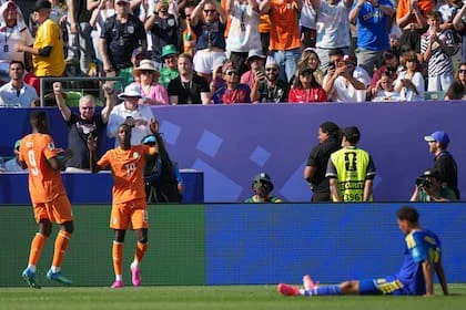 Nicolas Pépé (19) marcó los dos goles en el triunfo de Costa de Marfil sobre Curazao por la tercera fecha del Mundial 2026 