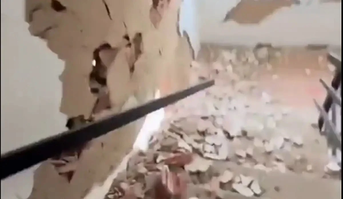 Terremoto en Venezuela: el impactante video de un hombre escapando del derrumbe piso por piso