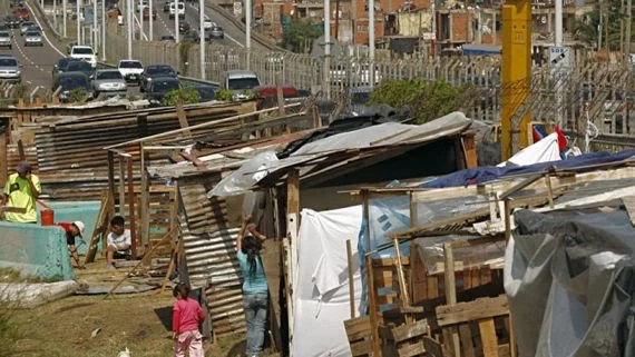 Después de cinco trimestres, aumentó la pobreza en CABA y alcanzó a 651.000 personas