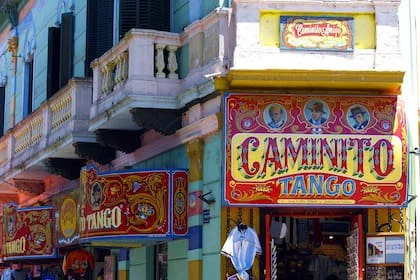 Caminito es visitado por turistas y población local