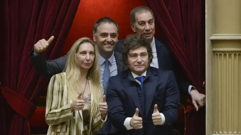 Adorni, un capítulo tóxico e interminable y cómo la realidad dinamitó la tozudez de Milei