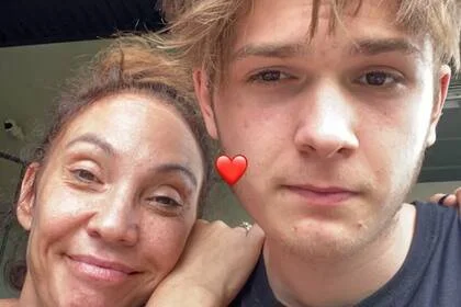 El hijo de Ernestina Pais compartió una dulce foto para despedir a su madre (Foto: Instagram @benicioguyot)