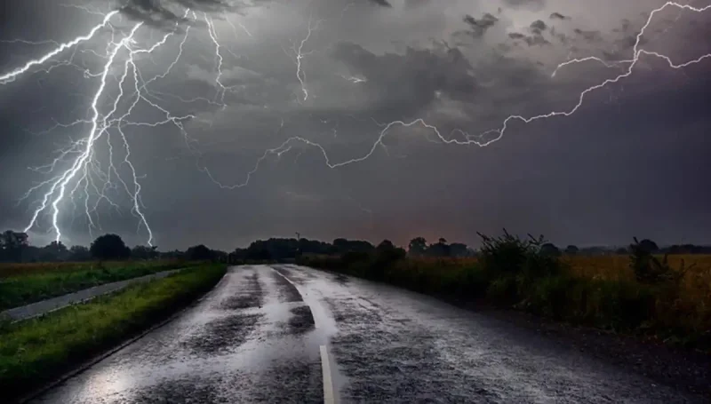 Alerta amarilla por tormentas fuertes y vientos intensos: ¿cuáles son las provincias afectadas?