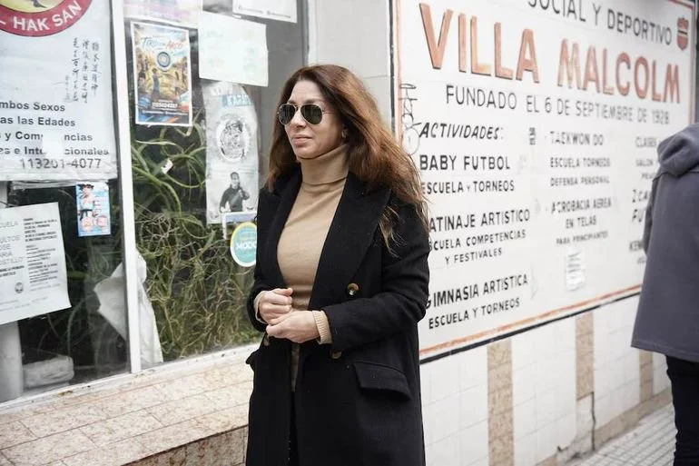 Velorio Ernestina País. Romina Gaetani.