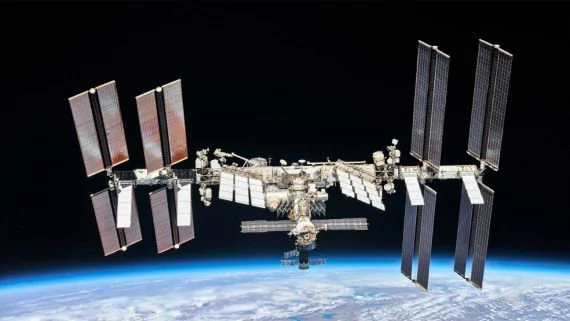 La NASA proyecta hundir la Estación Espacial Internacional en el Pacífico y genera fuertes críticas ambientales