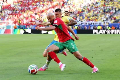 Noussair Mazraoui, uno de los tres jugadores de Marruecos que nacieron en los Países Bajos: "Los van a vencer", sentenció el entrenador Mohamed Ouahbi.