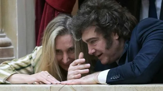 Karina interrumpió a Javier Milei durante una entrevista: "Sí, eso ya lo sé..."