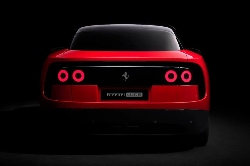 Ferrari cambia a su director de Marketing tras la polémica con su primer auto eléctrico