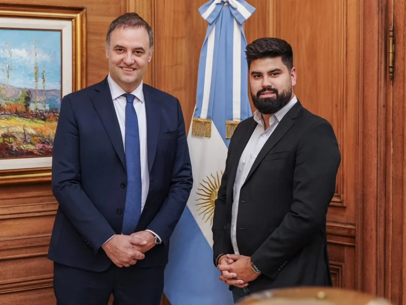 Una empleada de la Vocería Presidencial declaró que Adorni le pidió prestada la tarjeta de crédito para comprar accesorios gamers