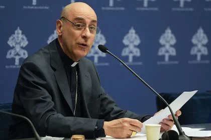 El cardenal Víctor Manuel “Tucho” Fernández encabezó sin éxito las negociaciones con la Fraternidad San Pío X