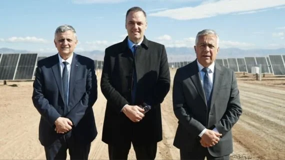 Como funciona el directorio de YPF, la empresa encargada de hacer dólares, en donde el Gobierno designará a un reemplazante de Adorni