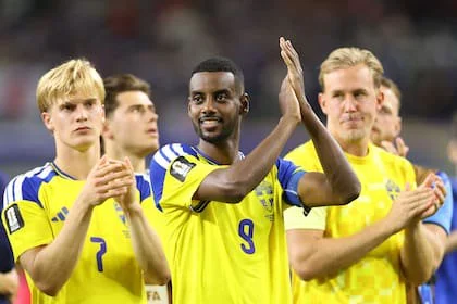 Suecia quedó tercero en la zona F y se clasificó a los 16vos de final como uno de los ocho mejores entre todos los grupos