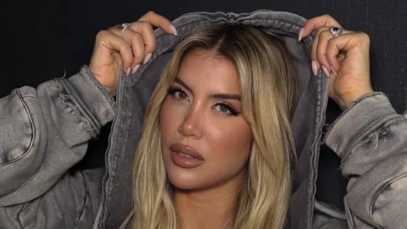 Wanda Nara reveló el retoque estético que tiene en mente y les pidió una opinión a sus fans