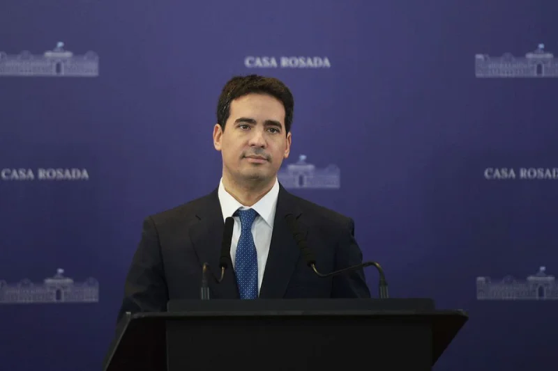El vocero Adrián Ravier da su primera conferencia de prensa tras la renuncia de Manuel Adorni