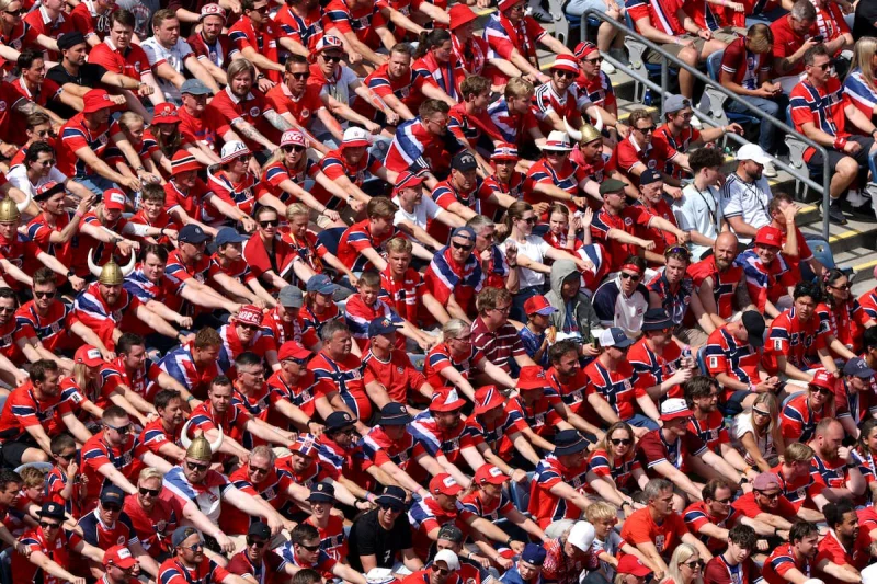 “¡Ro!“: la popular ovación de inspiración vikinga de los fans noruegos en el Mundial