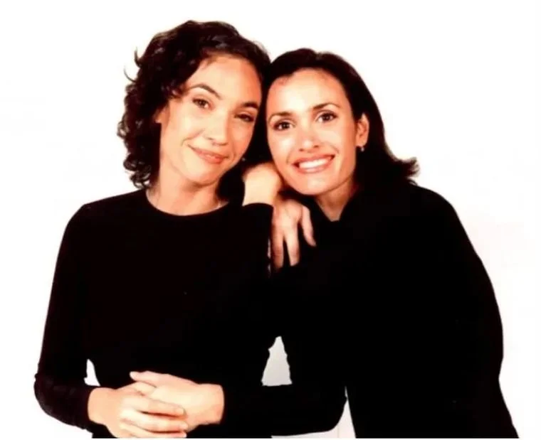 Ernestina y Federica Pais.
