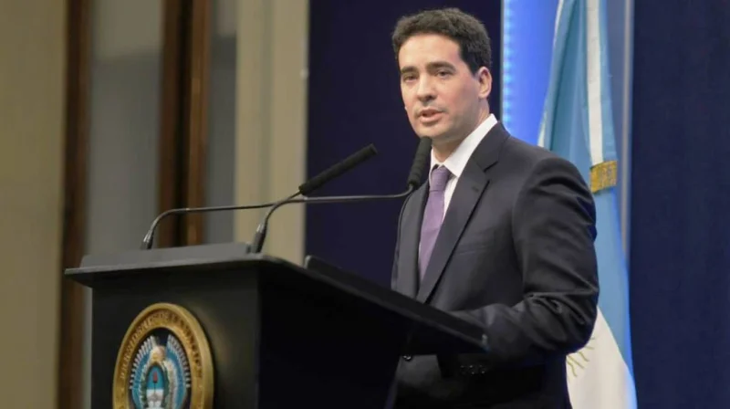 El vocero presidencial habló sobre una eventual designación de Adorni en un consulado: “No escuché nada al respecto”
