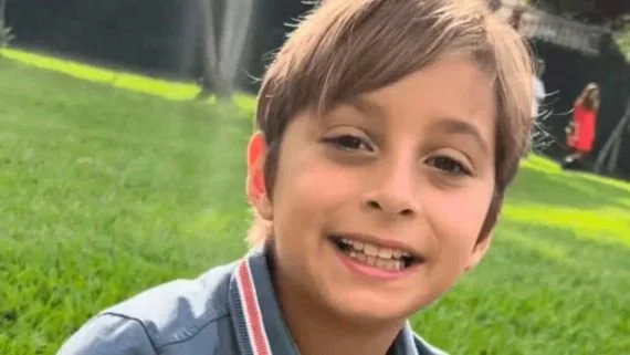 La mamá de Lucas Gámez le habló a su hijo en el edificio donde lo buscan: "Estoy aquí, no te rindas"