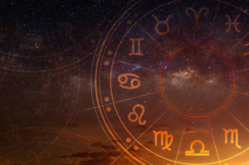 Horóscopo: ¿qué dice tu ascendente para hoy y el fin de semana del 3 de julio?