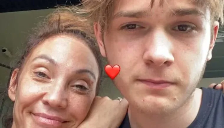 El joven de 22 a&ntilde;os le dedic&oacute; un emotivo posteo a su madre cuando falleci&oacute;.