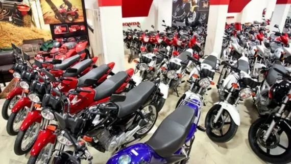Boom de venta de motos, la movilidad de bajo costo: crecen 43,5% los patentamientos en el primer semestre