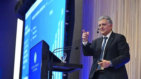 "No especulen con la reelección, inviertan": El CEO de YPF prevé 90 mil nuevos empleos por Vaca Muerta